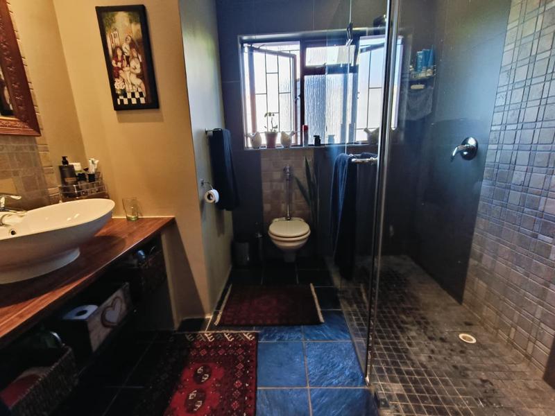 4 Bedroom Property for Sale in Hoogstede Western Cape